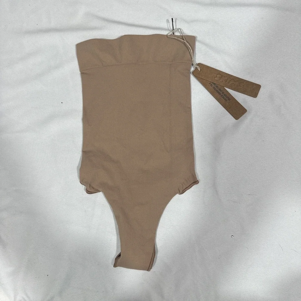 NWT $36 SKIMS [ XXS 2XS ] Seamless Sculpt‎ High-Waisted Thong Sienna #7071